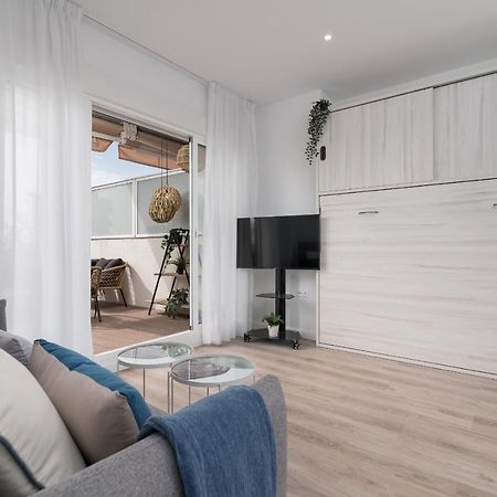 Suite Homes Hesperides Garden Beach Málaga Buitenkant foto