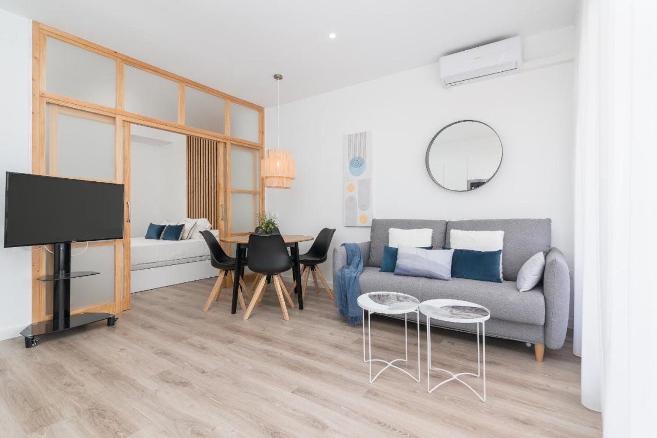 Suite Homes Hesperides Garden Beach Málaga Buitenkant foto