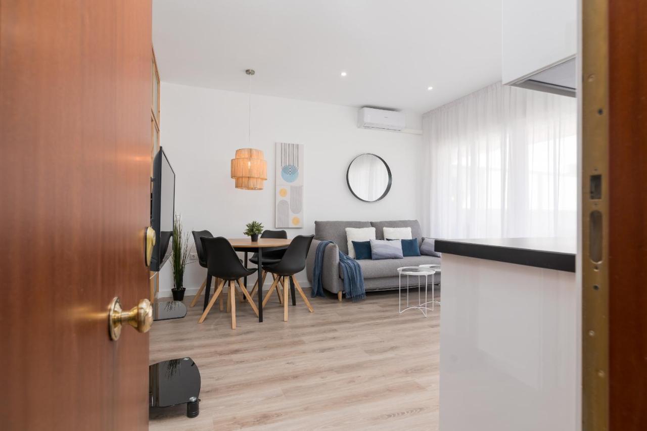 Suite Homes Hesperides Garden Beach Málaga Buitenkant foto
