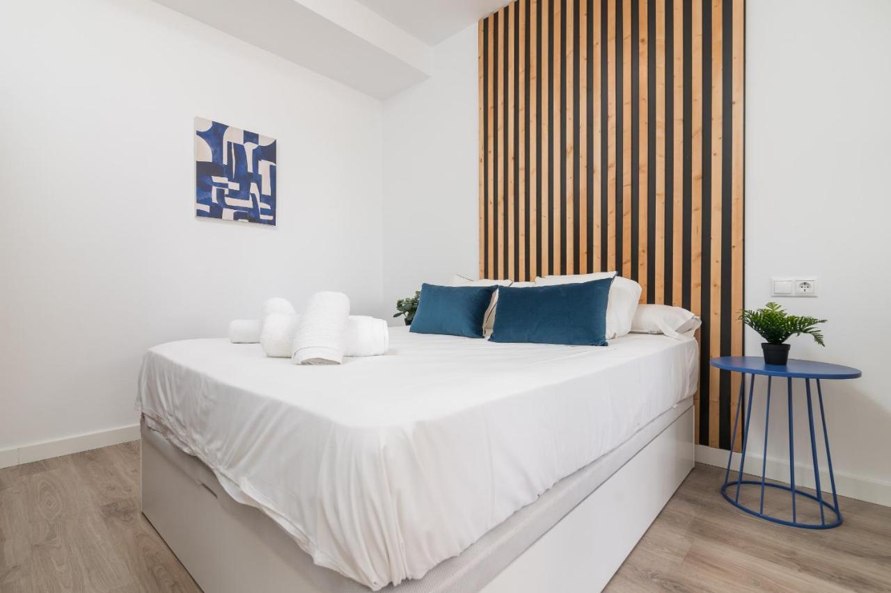 Suite Homes Hesperides Garden Beach Málaga Buitenkant foto