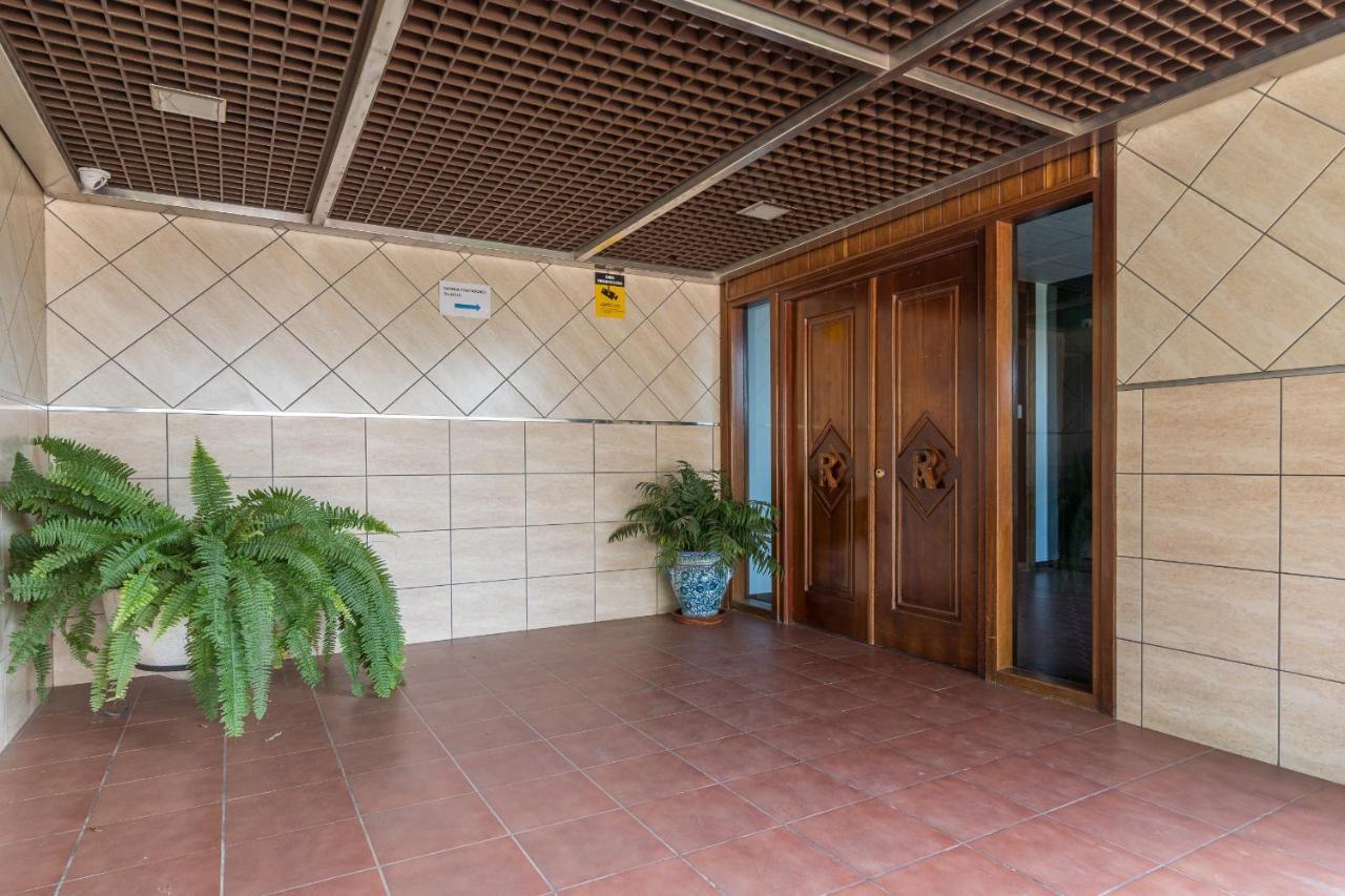 Suite Homes Hesperides Garden Beach Málaga Buitenkant foto