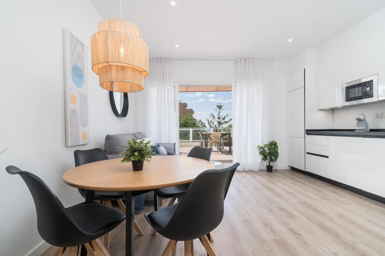 Suite Homes Hesperides Garden Beach Málaga Buitenkant foto