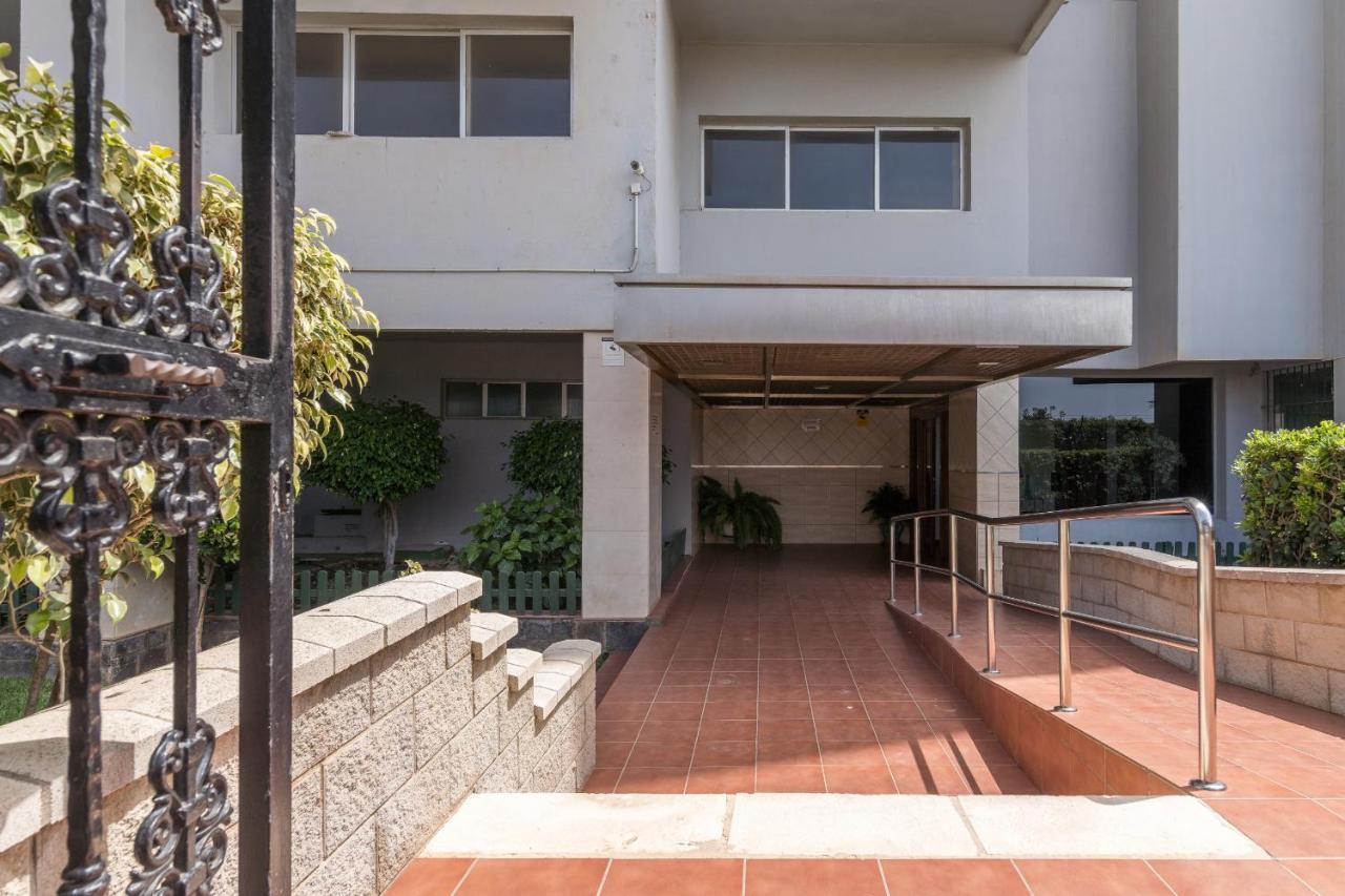 Suite Homes Hesperides Garden Beach Málaga Buitenkant foto