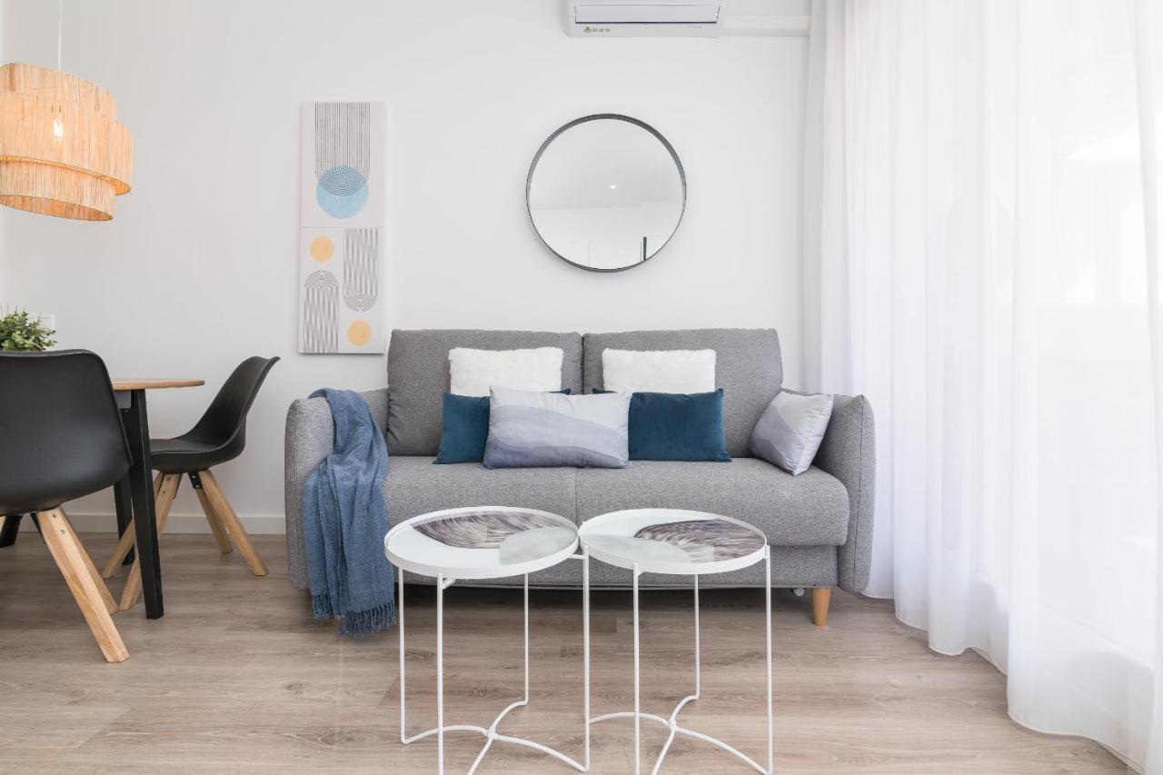 Suite Homes Hesperides Garden Beach Málaga Buitenkant foto