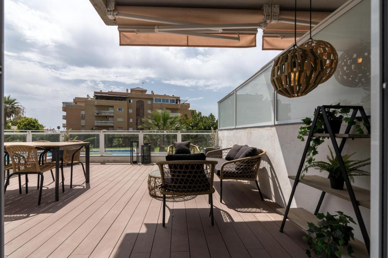 Suite Homes Hesperides Garden Beach Málaga Buitenkant foto