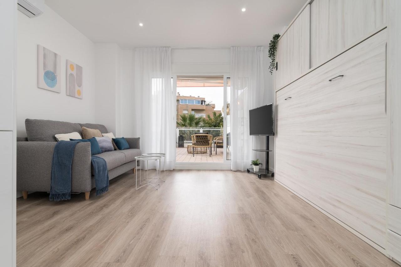 Suite Homes Hesperides Garden Beach Málaga Buitenkant foto