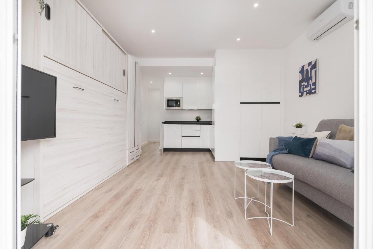 Suite Homes Hesperides Garden Beach Málaga Buitenkant foto