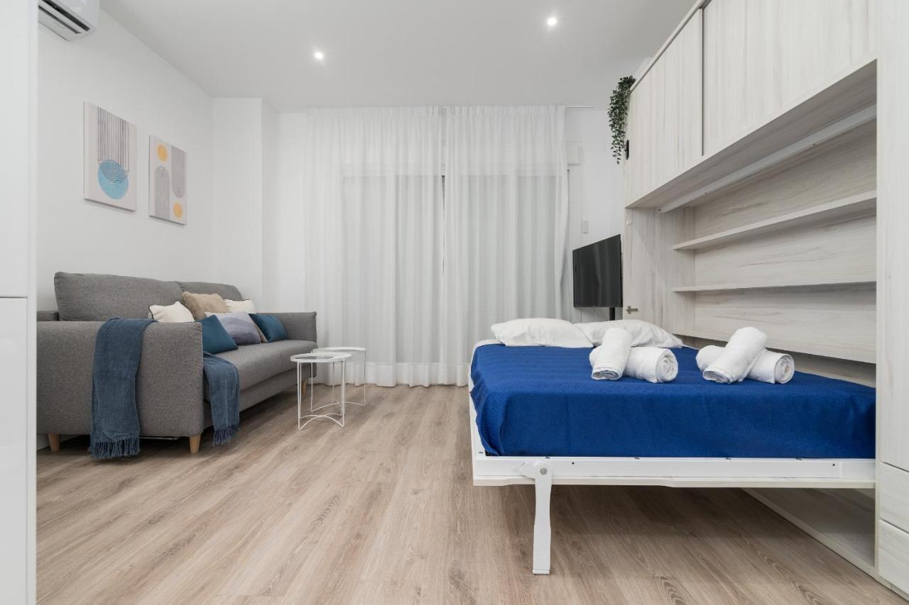 Suite Homes Hesperides Garden Beach Málaga Buitenkant foto